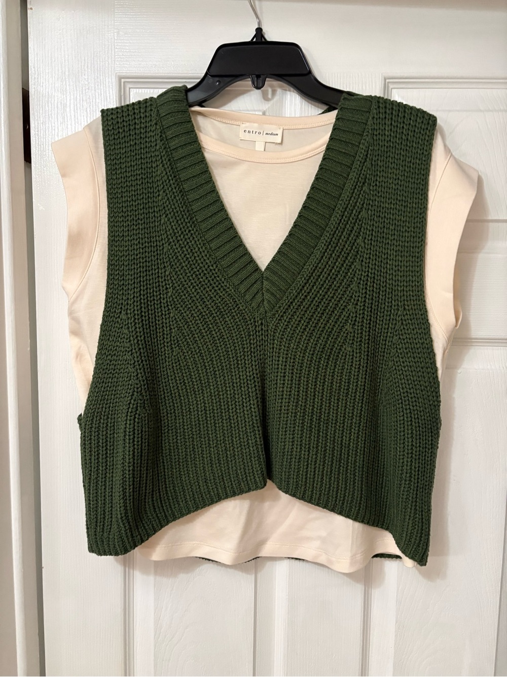 Bloomingdales Entro Forest Green Chunky V-Neck Knit Vest twofer top